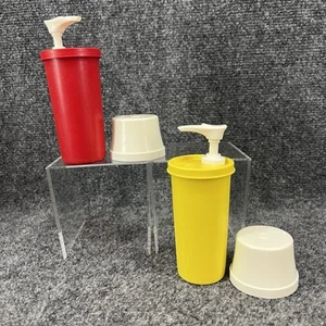 2 Tupperware KETCHUP MUSTARD Pump Dispensers YELLOW RED Picnic 1329 870 871 - Picture 1 of 15