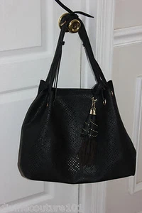BOLSO DE MANO DE CUERO GENUINO COLOR NEGRO - Imagen 1 de 8