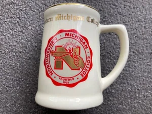 Taza de café vintage Northwestern Michigan College Beer Stein - Imagen 1 de 6