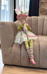 Cynthia Rowley Osterelfen Hasenregal Sitter Puppe 29 Zoll Tischplatte Frühling Wohnkultur - Bild 1 von 11