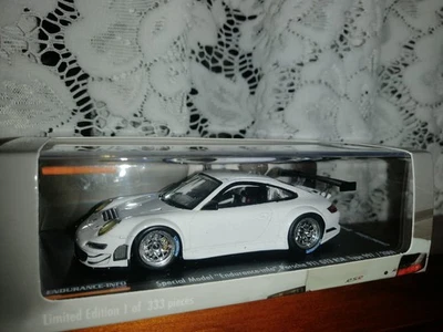 Porsche 911 GT3 RSR 997 Spark 1/43 - Información de resistencia, carrocería lisa blanca - 2008 Foto 1 de 4