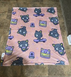 49 1/2 x 39 1/2" SANRIO HELLO KITTY & FRIENDS CHOCOCAT Silk Touch Überwurf Decke - Bild 1 von 4