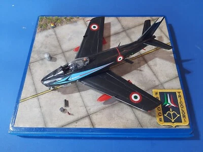 Canadair CL-13 Sabre Italeri Frecce tricolori A.M.I. 1/48 diorama ( cm 32x28x3 ) - Immagine 1 di 4