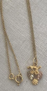 Landstroms Black Hills 10K Tricolor Gold Grape Leaves Pendant Necklace 18” - Picture 1 of 7