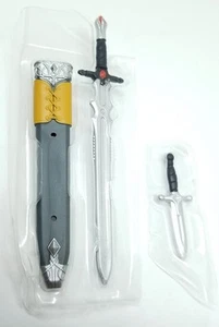 GIJOE CLASSIFIED DARKLON SWORD DAGGER ONLY LOT - 6 INCH SCALE - Picture 1 of 2