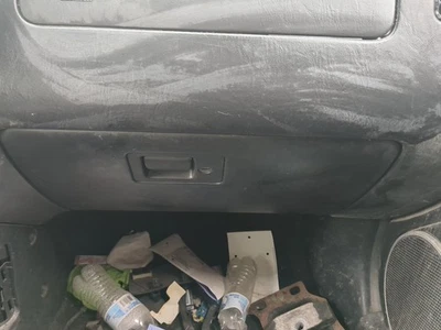 Mercury Mariner 2006 guantera de pasajero puerta compartimento de almacenamiento GGYXK Foto 1 de 2