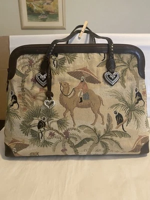Bolso de fin de semana Brighton vintage raro tapiz y cuero Desert Oasis Foto 1 de 4