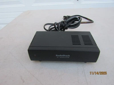RadioShack RF Modulator  15-1214 - Image 1 of 4
