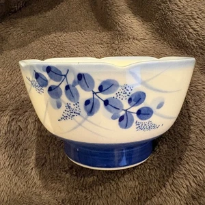 Japanese White and Blue Flower Porcelain Rice Soup Bowl Side Dish Vtg Sometsuke - Picture 1 of 9