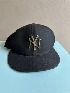 New Era 9FIFTY New York Yankees Negro Dorado Metal Logo Lana Snapback Gorra Gorra MLB - Imagen 1 de 8