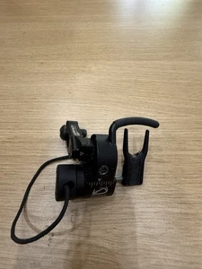 QAD Ultra Rest Hunter Drop Away Rest Left Hand Black - Picture 1 of 4
