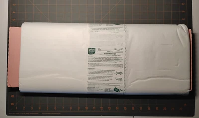 Pellon - Interfacing - Fusible Midweight - White - 20" - By the Yard - Image 1 of 2