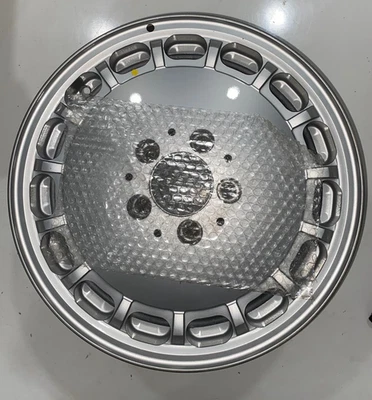 Mercedes-Benz Wheel Exchange Disc (205/55)- 201-400-10-02 -For 190E, 190D & 190 - Image 1 of 4