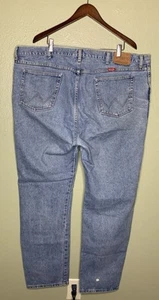 Pantalones de mezclilla Wrangler de calidad premium para hombre 46 x 32 antiguos lavados desgastados hechos en EE. UU. - Imagen 1 de 7