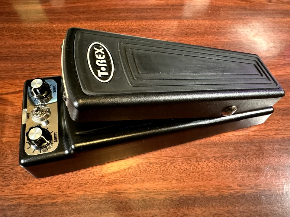 T rex THE SHAFTER WAH Foto 1 de 4