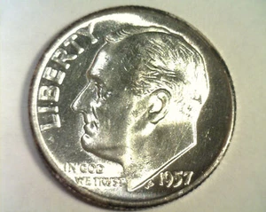 1957 ROOSEVELT DIME SCHÖN UNZIRKULIERT SCHÖN UNC ORIGINAL MÜNZBOBS MÜNZEN 99c VERSAND - Bild 1 von 2