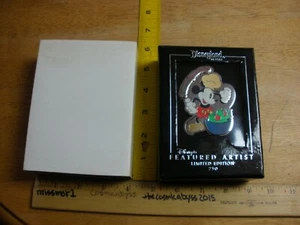 Disney's Featured Artist Mickey Mouse Cooking LE 750 Giant MIB Disney pin - Picture 1 of 5