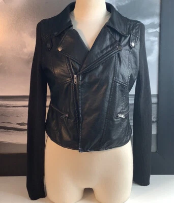 Chaqueta de motocicleta Neu Look negra imitación cuero mangas tejidas recortadas talla M Foto 1 de 4