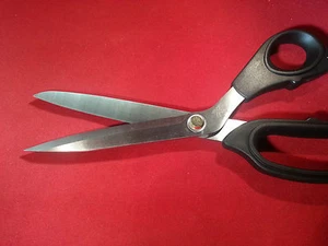 9" Stainless Steel Scissors Fabric Tailor  Shears Xsor Dressmaker  Sharp Blades - Picture 1 of 3
