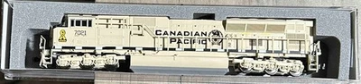 New N Scale Kato Canadian Pacific SD70ACU CP # 7021 Army Arid DC/DCC Ready - Image 1 of 4