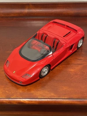 Revell Red Ferrari Mythos Car 1991 Diecast 1:18 Model Convertible - Image 1 of 4