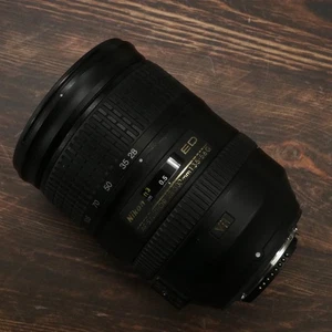 Nikon AF-S Nikkor 28-300 mm F3.5-5.6G ED VR obiettivo zoom [eccellente + 2] #6598 - Foto 1 di 13