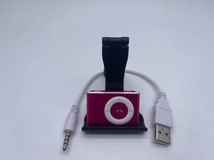 Apple iPod Shuffle 2nd Generation Pink 1GB A1204 FULLY WORKING - Picture 1 of 2