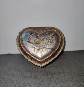 Vintage Jewelry/Trinket Music Box Heart Shaped Gold-Bird Metal Art Japan-Read - Picture 1 of 10