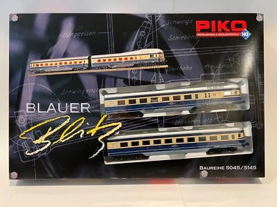 Piko 52273 ÖBB RH 5045/5145 Blauer Blitz/Blue Lightning Diesel Powered Railcar - Image 1 of 4