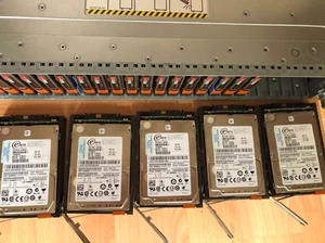 EMC Storage Devices 100-562-964 VNX 2U Disc Array Enclosure 7,5TB - Bild 1 von 11