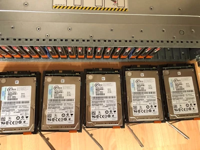 EMC Storage Devices 100-562-964 VNX 2U Disc Array Enclosure 7,5TB - Bild 1 von 4