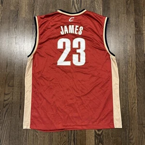 Lebron James Cleveland Cavaliers Jersey Mens Size XL Reebok Red - Picture 1 of 9
