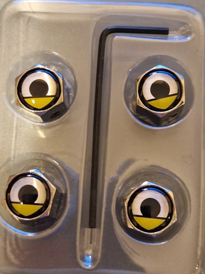 LOCKABLE CHROME VALVE CAPS SMART COMPATIBLE — 第 1/1 张图片