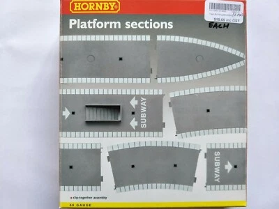 Hornby R464 Platform End Ramp Section OO Gauge, Retail Box of 12 - NEW  - Image 1 of 4