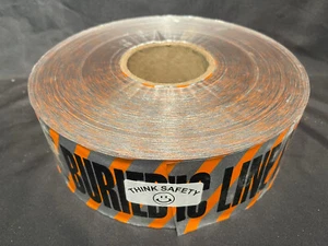 Línea de fibra óptica enterrada debajo de la barricada rollo de cinta detectable subterránea de precaución - Imagen 1 de 4