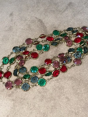 SWAROVSKI 金色多色水晶 38 英寸长项链天鹅签名 — 第 1/4 张图片