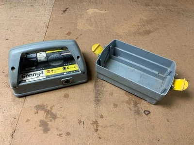 RADIODETECTION GENNY 4+ SCANNER/CABLE AVOIDANCE DETECTOR UNTESTED SPARES/REPAIR! - Image 1 of 3