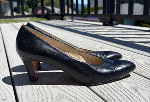 Salvatore Ferragamo Croc Embossed Vara Pump Black Low Heel Women's Size 10.5 - Picture 1 of 11