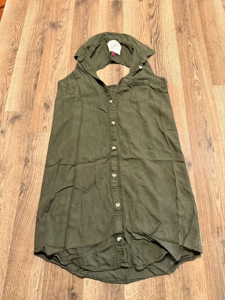 SO Tank Top, Women's Size Small, Green, Button Up, Back Cut-Out - Image 1 of 4