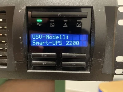 APC Smart-UPS 2200 - Bild 1 von 4