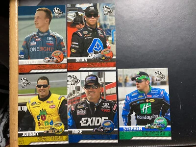 2010 Press Pass NASCAR Racing lot of 5 base set cards - Image 1 of 2