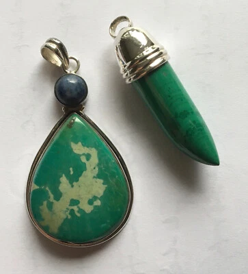 KETTEN ANHÄNGER MIT GRÜNEN EDELSTEINEN IN 925er STERLING SILBER FASSUNG - Bild 1 von 4