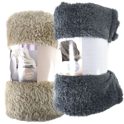 Fashion Zone Kuschel- und Wohndecke in Teddy Fleece Optik 150 x 200 cm (1Stk.) - Bild 1 von 2