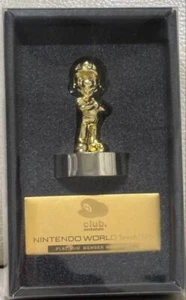 Super Mario Gold Statue Figur Platinum Member Memorial Nintendo World gebraucht - Bild 1 von 24