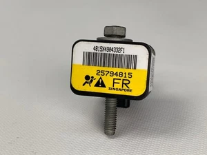 ✅ 2009 Cadillac Chevrolet GMC FRONT Sensor 25794815 OEM - Picture 1 of 7