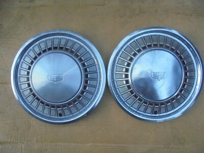 1974 74 1975 75 1976 76 Ford Gran Torino y Ranchero 14" cubiertas de rueda tapacubos Foto 1 de 4