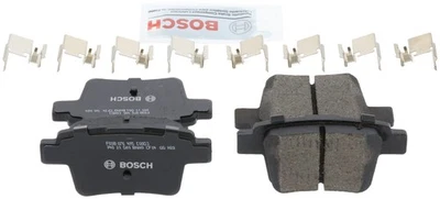 Juego de pastillas de freno de disco traseras Bosch BC1071 para 05-09 Jaguar X-Type Ford Five Hundred Foto 1 de 4