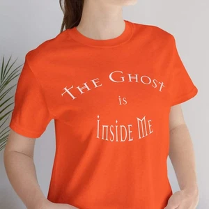 Camiseta Cristiana Halloween Unisex, Camisa Sátira Espíritu Santo El Espíritu Está Dentro De Mí, - Imagen 1 de 106