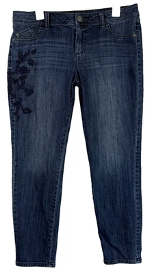 Jeans ELLE para mujer 14 bordados florales ajustados elásticos denim sin bolsillos delanteros Foto 1 de 4