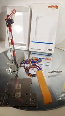 Märklin H0 7039 Hauptsignal elektrisch Flügelsignal Neuwertig 1:87 - Bild 1 von 4
